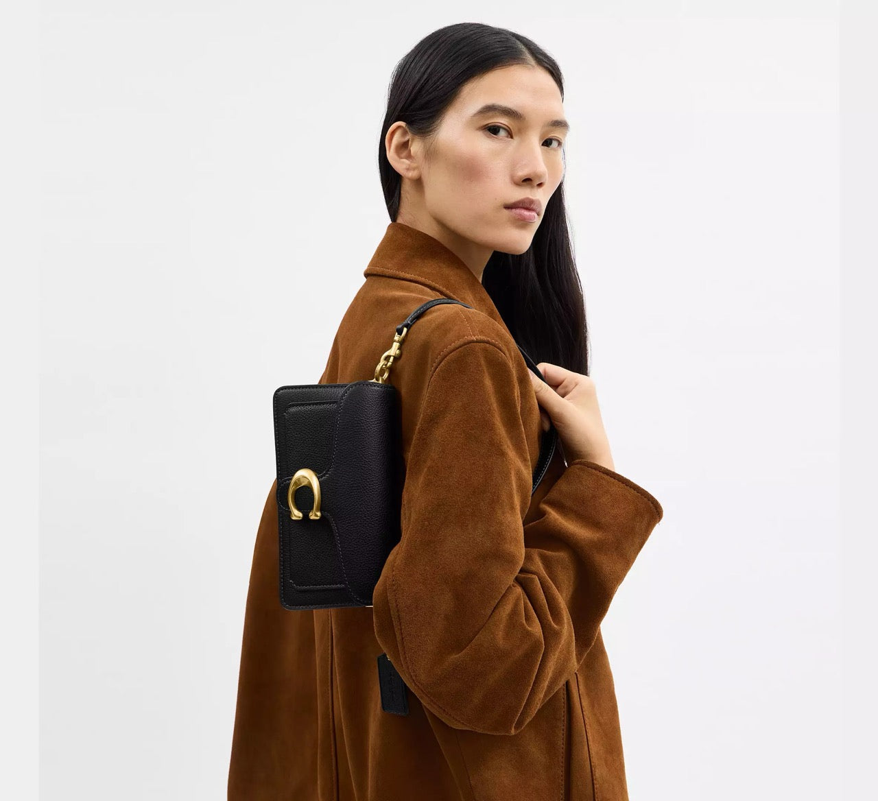 [INCOMING ETA 30 DAYS] COACH Tabby Shoulder Bag 20 in Brass/Black (CY201)