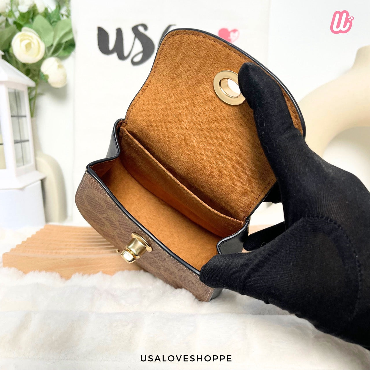 [READY STOCK MY] COACH Turnlock Card Case In Blocked Signature Canvas in Walnut/Tan (CZ474)