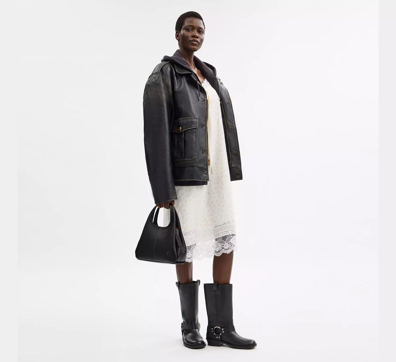 [WEB EXCLUSIVE][INCOMING ETA 30 DAYS] COACH Lana Shoulder Bag 23 in Black (CM545)
