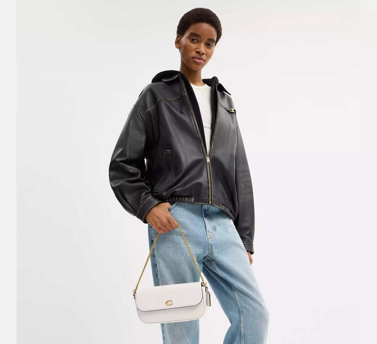 [WEB EXCLUSIVE][INCOMING ETA 30 DAYS] Coach Brook Flap Chain Bag in Chalk (CAN90)
