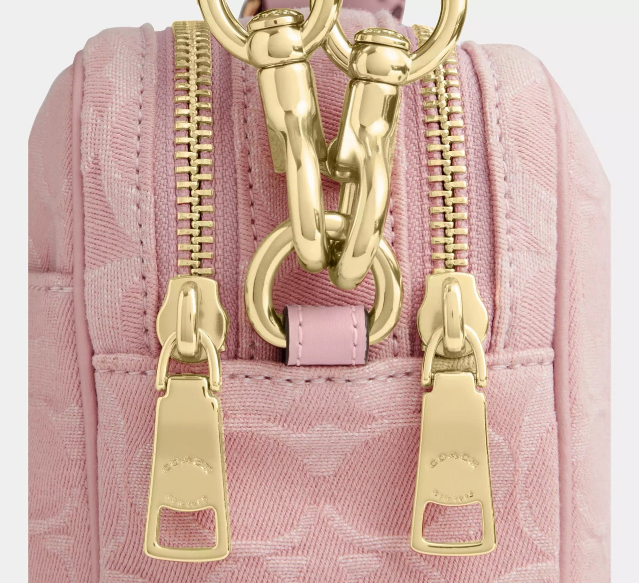 [READY STOCK MY] Coach Carey Crossbody Bag In Signature Denim in Light Pink (CER69)