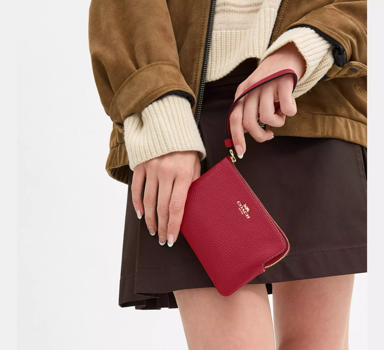 [READY STOCK MY] COACH Corner Zip Wristlet in True Red (CP483)