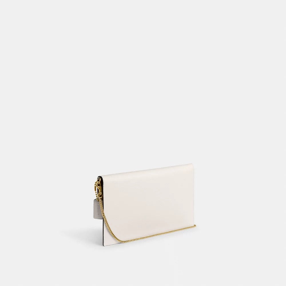 COACH Essential Clutch in Chalk (CR633)