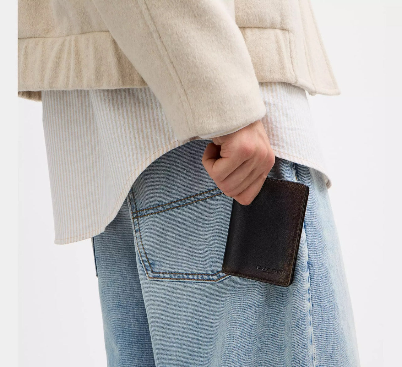 [WEB EXCLUSIVE][READY STOCK MY] Coach Id Card Wallet In Loved Leather in Black Brown (CEU95)