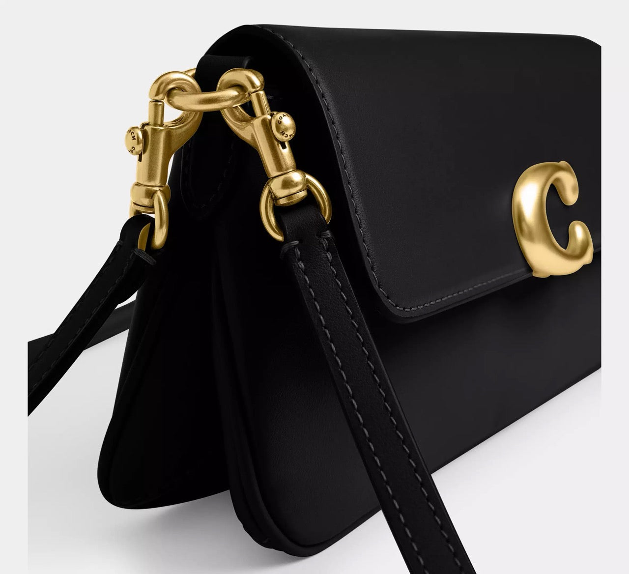 [INCOMING ETA 30 DAYS] COACH Jet Shoulder Bag in Black (CAM16)