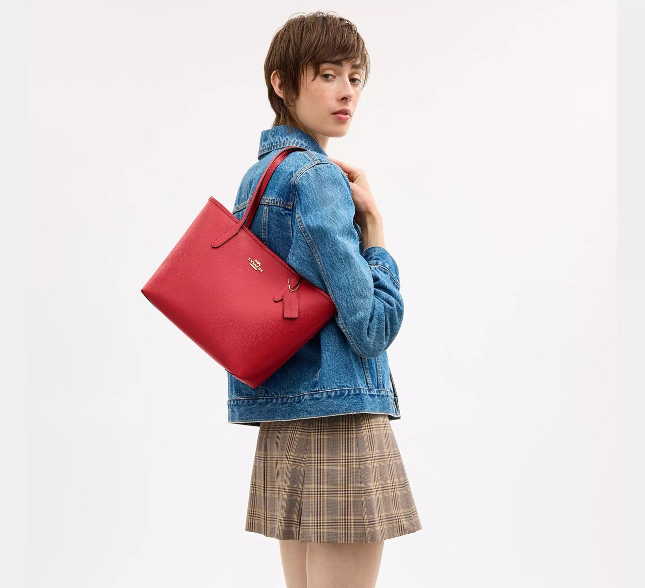 [READY STOCK MY] Coach Medium City Tote Bag in Bright Cardinal (CDX83)
