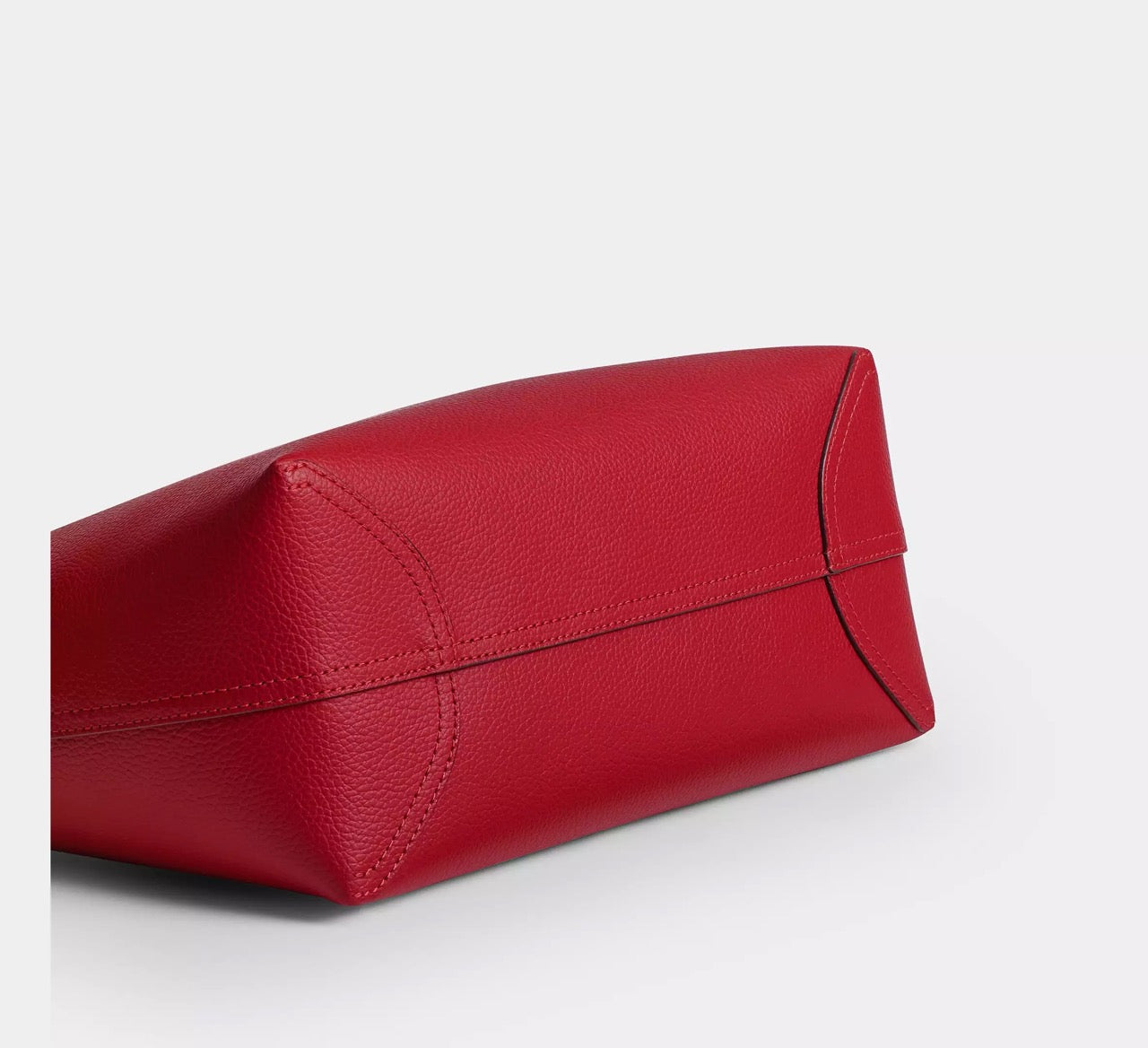 [READY STOCK MY] Coach Medium City Tote Bag in Bright Cardinal (CDX83)