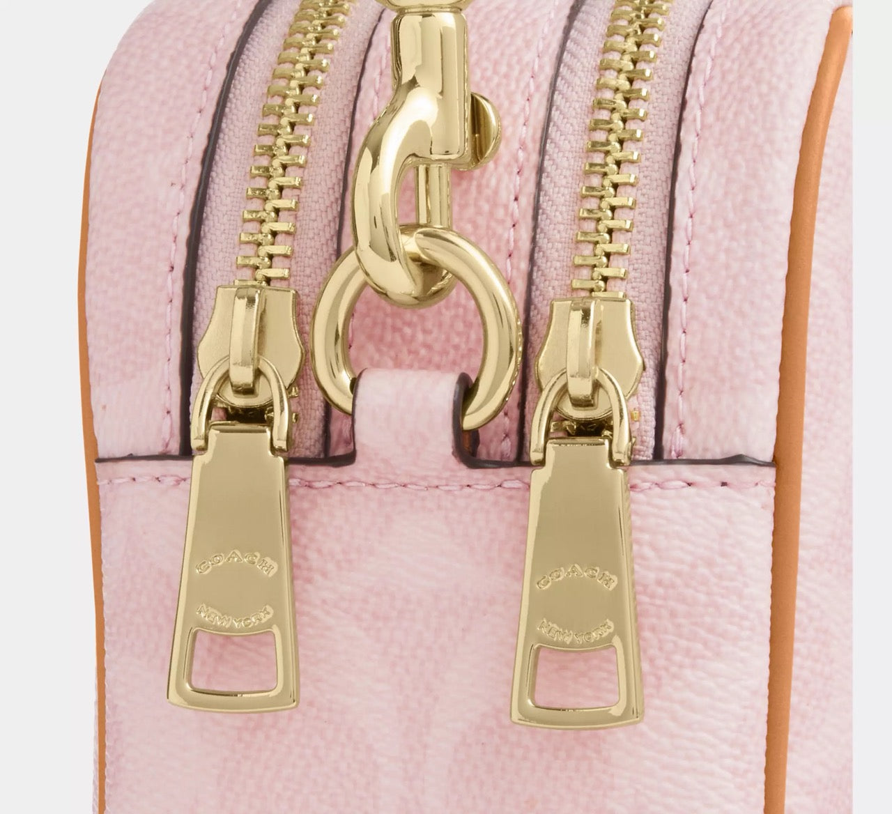 [READY STOCK MY] Coach Mini Carey Crossbody Bag In Signature Canvas With Charms in Powder Pink (CEK74)