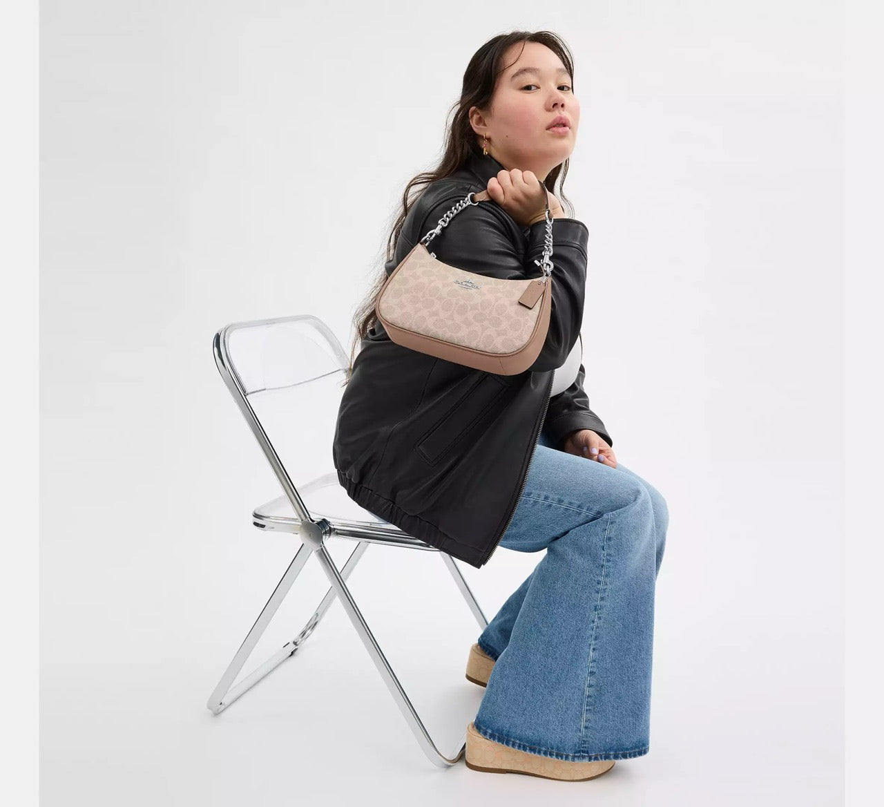 [INCOMING ETA 30 DAYS] COACH Teri Shoulder Bag In Signature Canvas in Sand/Taupe (CV933)