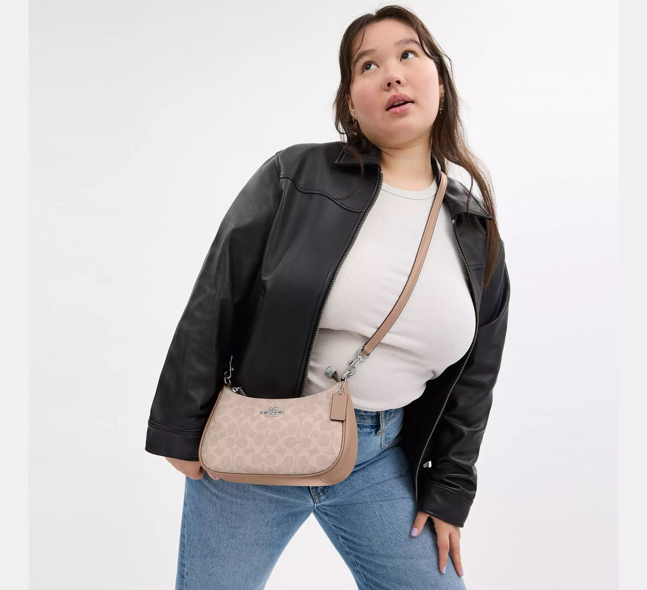 [INCOMING ETA 30 DAYS] COACH Teri Shoulder Bag In Signature Canvas in Sand/Taupe (CV933)