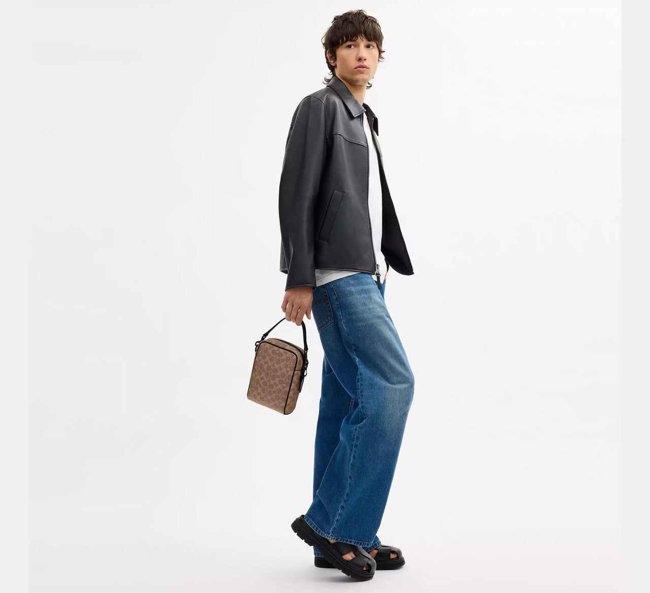 [INCOMING ETA 30 DAYS] COACH Men Tristan Crossbody Bag 14 In Signature Canvas in Tan Black (CET69)