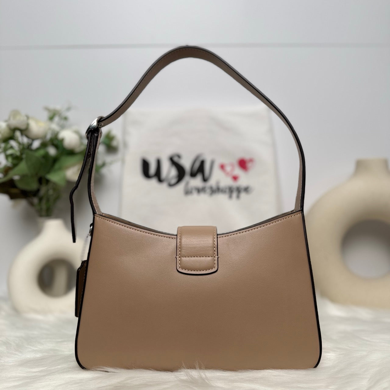 [DEFECT] COACH Eliza Shoulder Bag in Taupe (CP004)