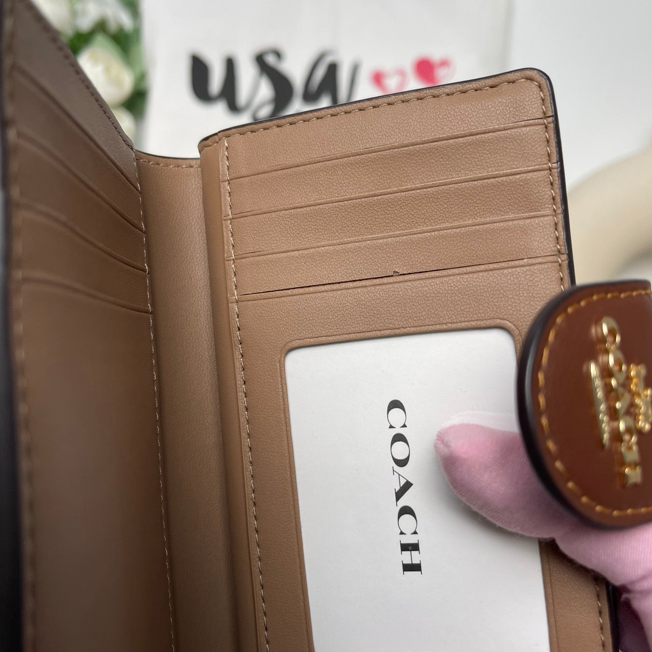 [DEFECT][READY STOCK MY] COACH Medium Corner Zip Wallet In Signature Canvas In Tan/Brown (CW786)