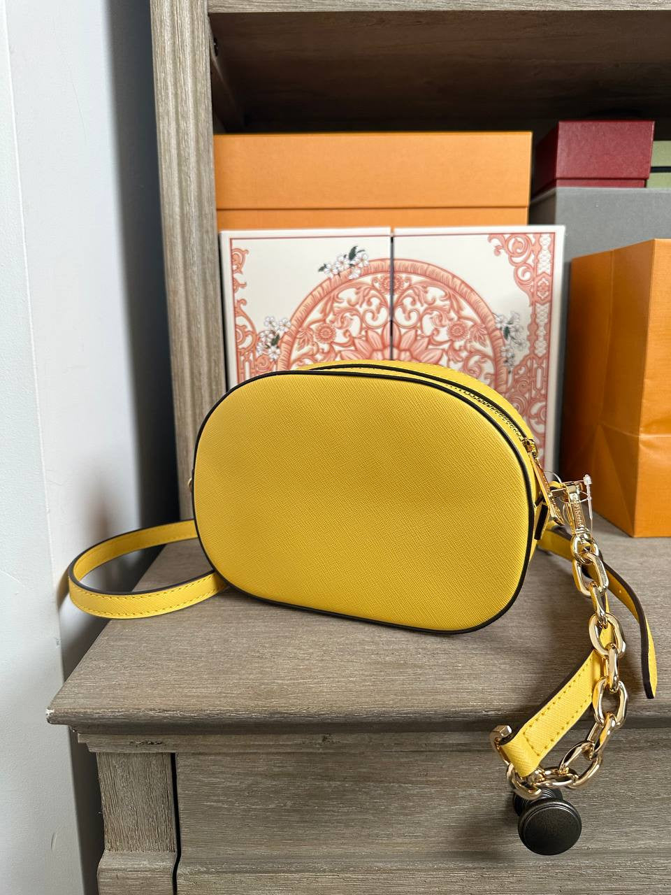 Michael kors jet on sale set crossbody yellow