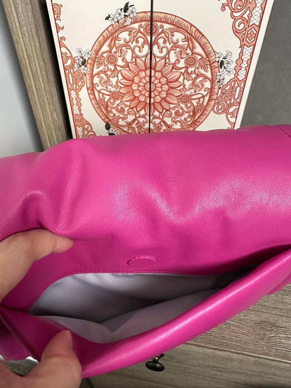 Marc Jacobs Pillow Soft Leather Shoulder Bag in Cactus Flower (H905L01PF22-656)