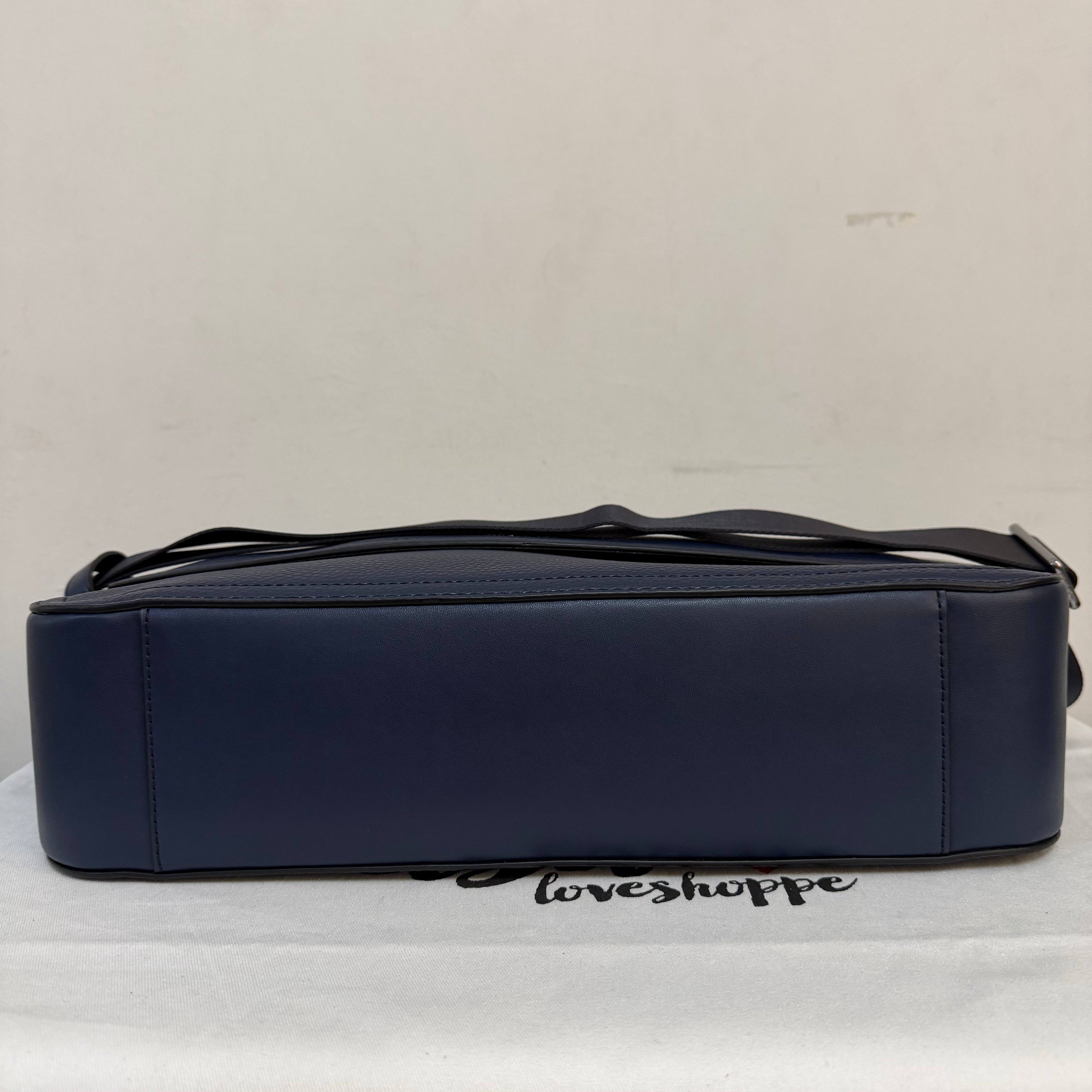 [AUCTION[READY STOCK MY] Michael Kors Men Cooper Messenger Bag in Navy (37H3LCOM2U)