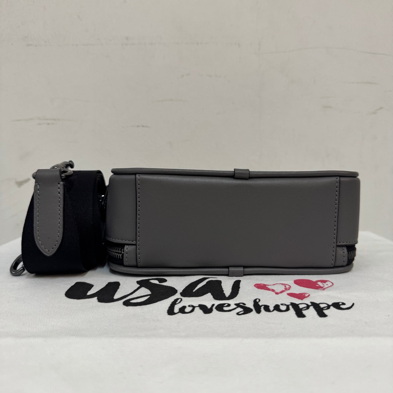 [AUCTION][READY STOCK MY] COACH Men Wyatt Crossbody Bag In Signature Canvas in Grey/Charcoal (CW365)