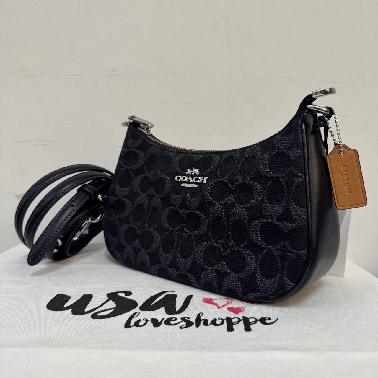 [AUCTION][READY STOCK MY] COACH Teri Shoulder Bag In Signature Denim in Black (CDE43)