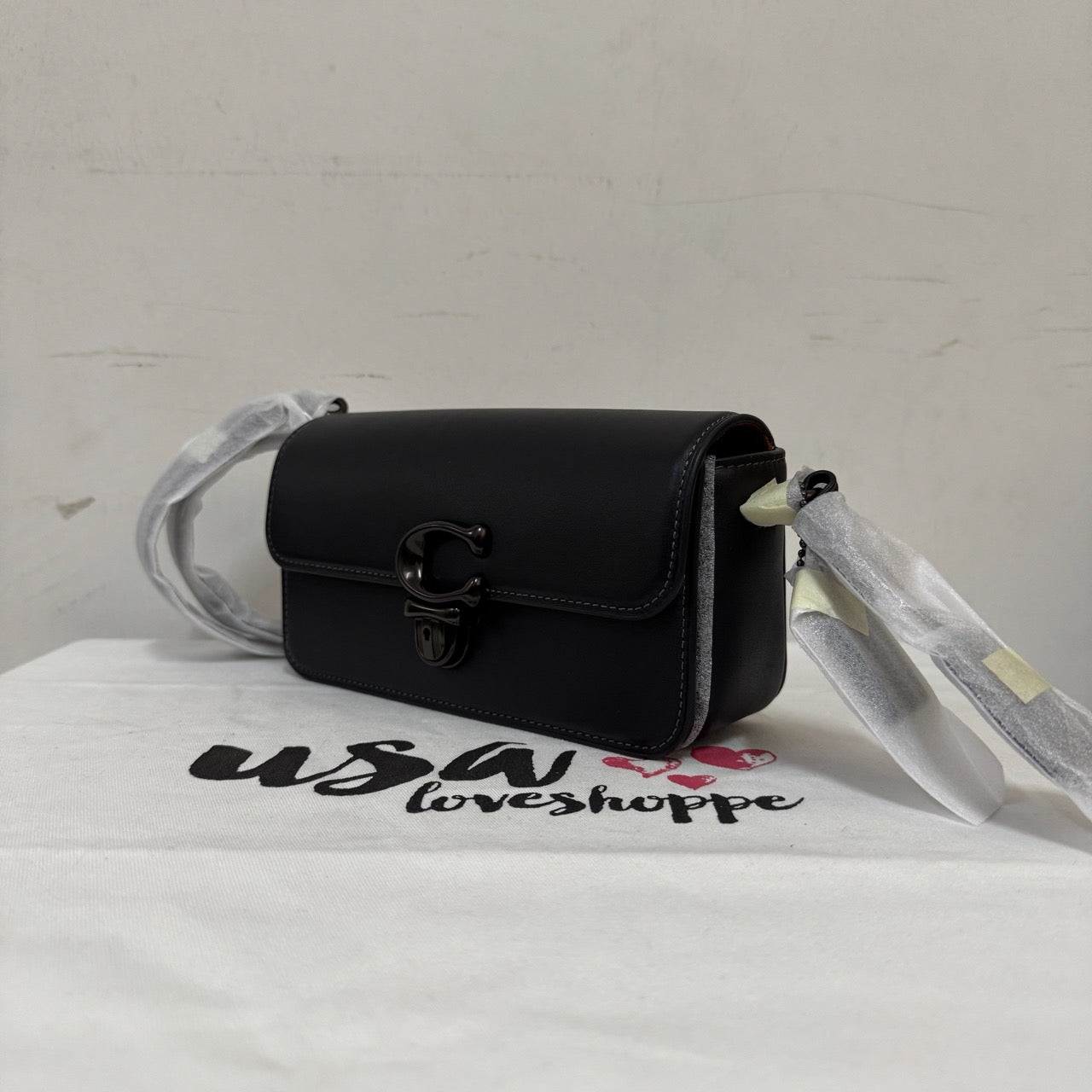 [AUCTION][READY STOCK MY] COACH Studio Baguette Bag In Pewter/Black (CE331)