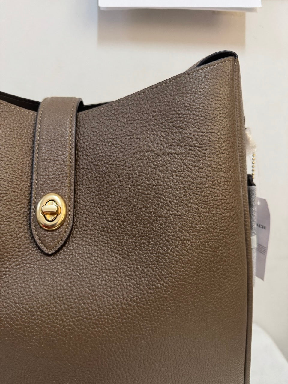 [AUCTION][READY STOCK MY] COACH Hadley Large Shoulder Bag in Dark Stone (CCD65)