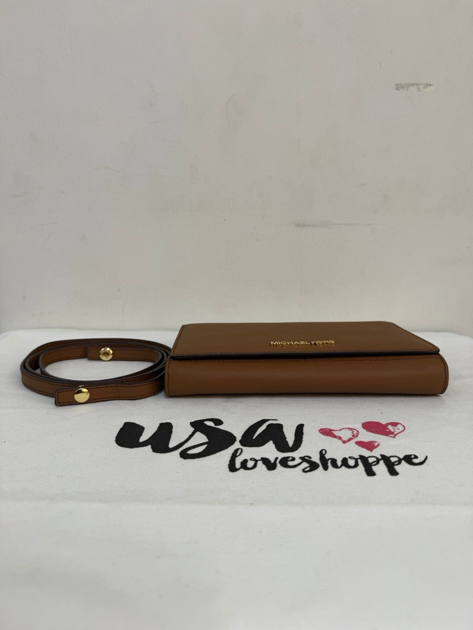 [AUCTION][DEFECT][READY STOCK MY] Michael Kors Jet Set Item Large MF Crossbody Clutch in Luggage (38F9CTTC7L)