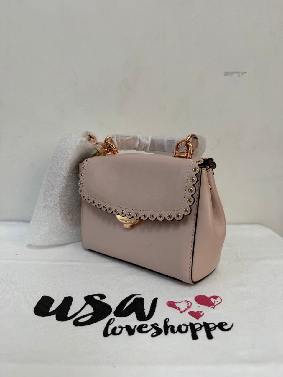 [AUCTION][READY STOCK MY] Michael Kors Ava Extra-Small Scalloped Leather Crossbody Bag in Soft Pink