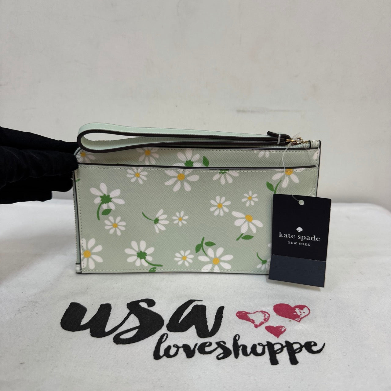 [AUCTION][READY STOCK MY] Kate Spade Lucy Day Tripper Daisy Medium L-Zip Wristlet in Crystal Blue (KH238)