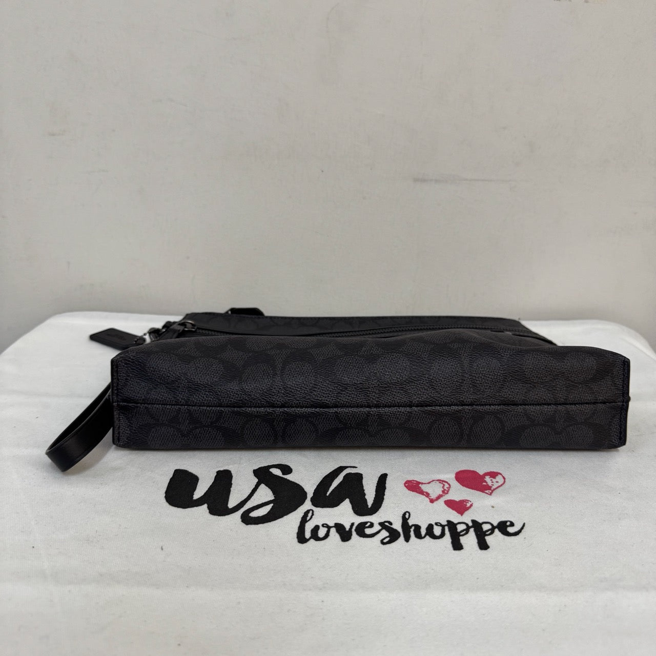 [AUCTION][READY STOCK MY] COACH for Men Carry All Pouch In Signature Canvas in Charcoal/Black (CY985)