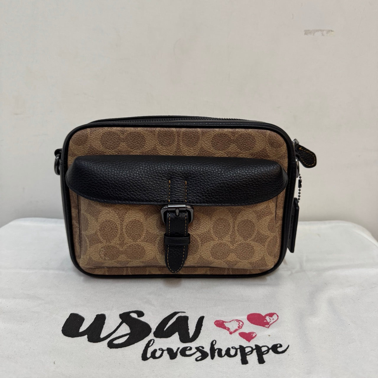 [AUCTION][READY STOCK MY] COACH Men Warner Crossbody Bag In Signature Canvas in Tan/Black (CW217)