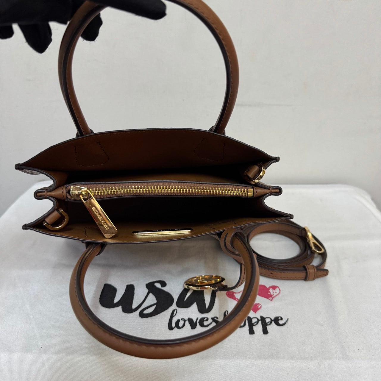 [AUCTION][READY STOCK MY] Michael Kors Mercer Medium Messenger in Signature Brown (35S1GM9M2B)