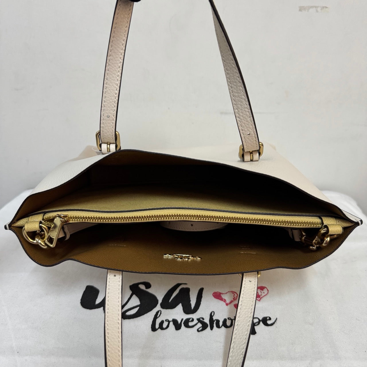 [AUCTION][READY STOCK MY] COACH Mollie Tote 25 in Chalk (C4084)