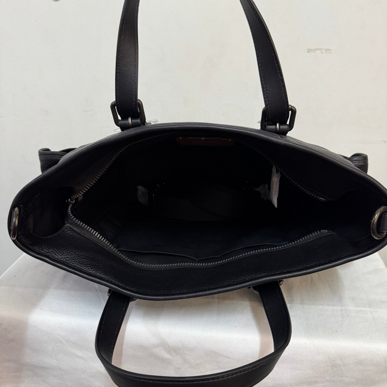 [AUCTION][READY STOCK MY] COACH Men Sprint Tote in Black/Black (CR324)