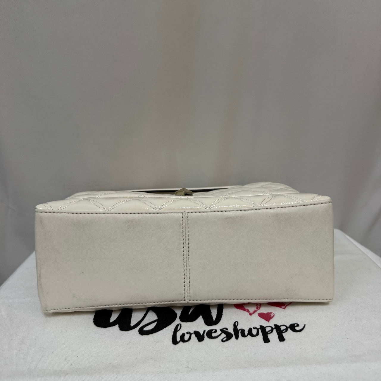 [AUCTION][READY STOCK MY] Kate Spade Natalia Quilted Crinkle Patent Leather Medium Shoulder Flap Bag in Parchment (K9437)