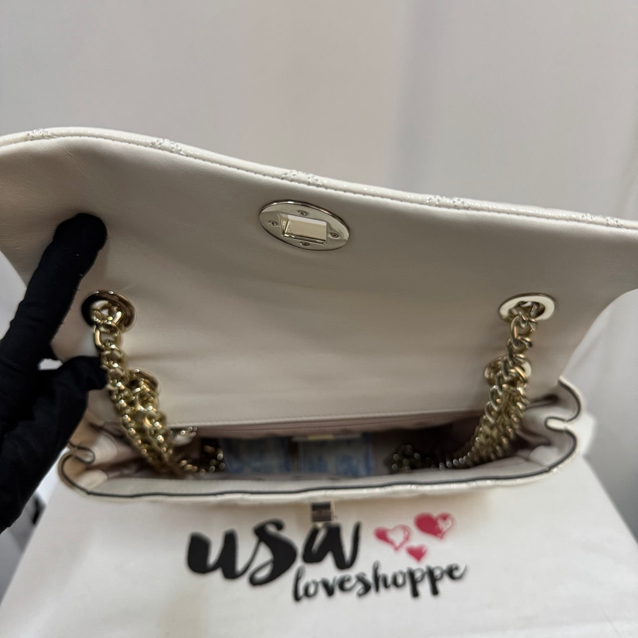 [AUCTION][READY STOCK MY] Kate Spade Natalia Quilted Crinkle Patent Leather Medium Shoulder Flap Bag in Parchment (K9437)