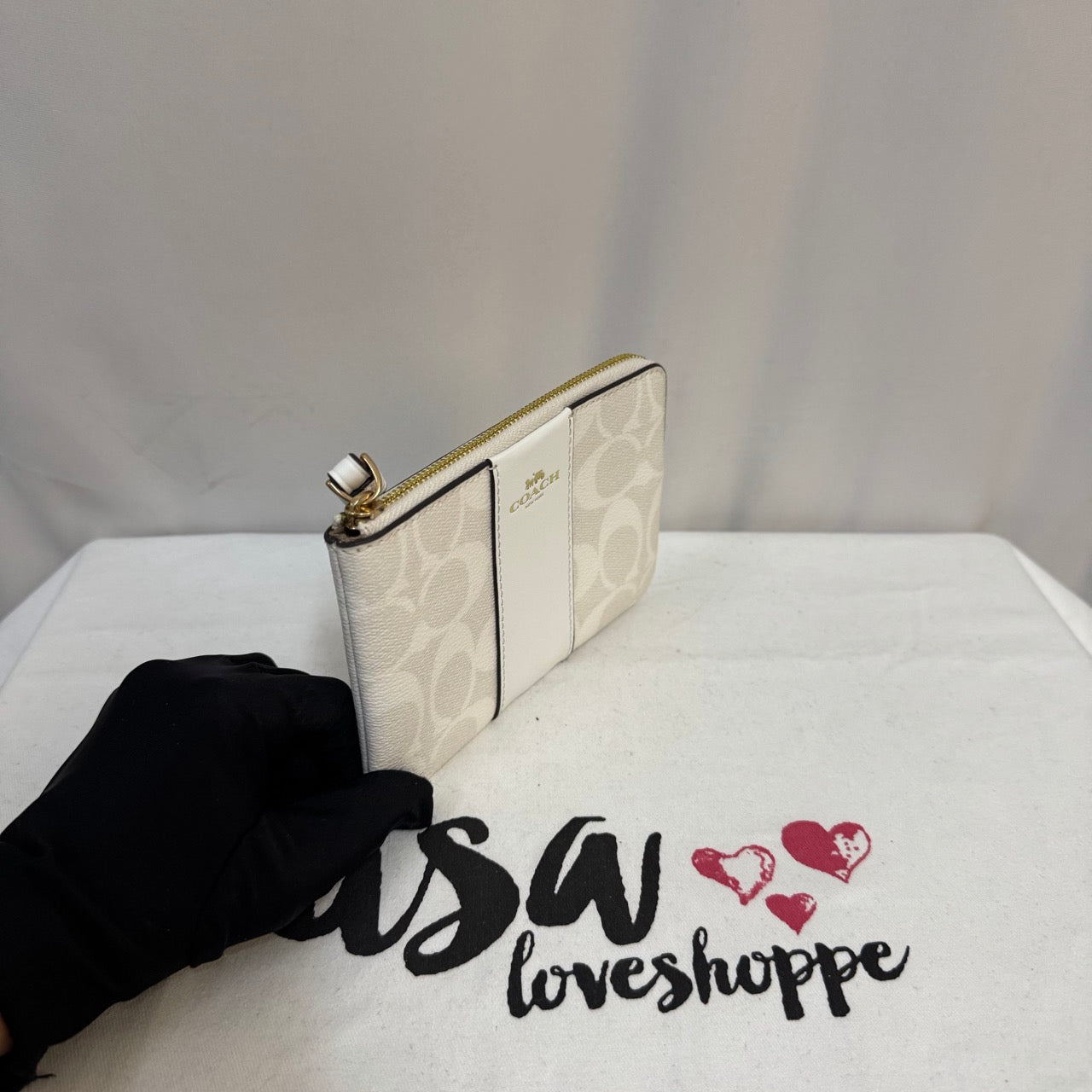 [AUCTION][READY STOCK MY] COACH Signature PVC Corner Zip Wristlet in Chalk/Glacierwhite (58035)