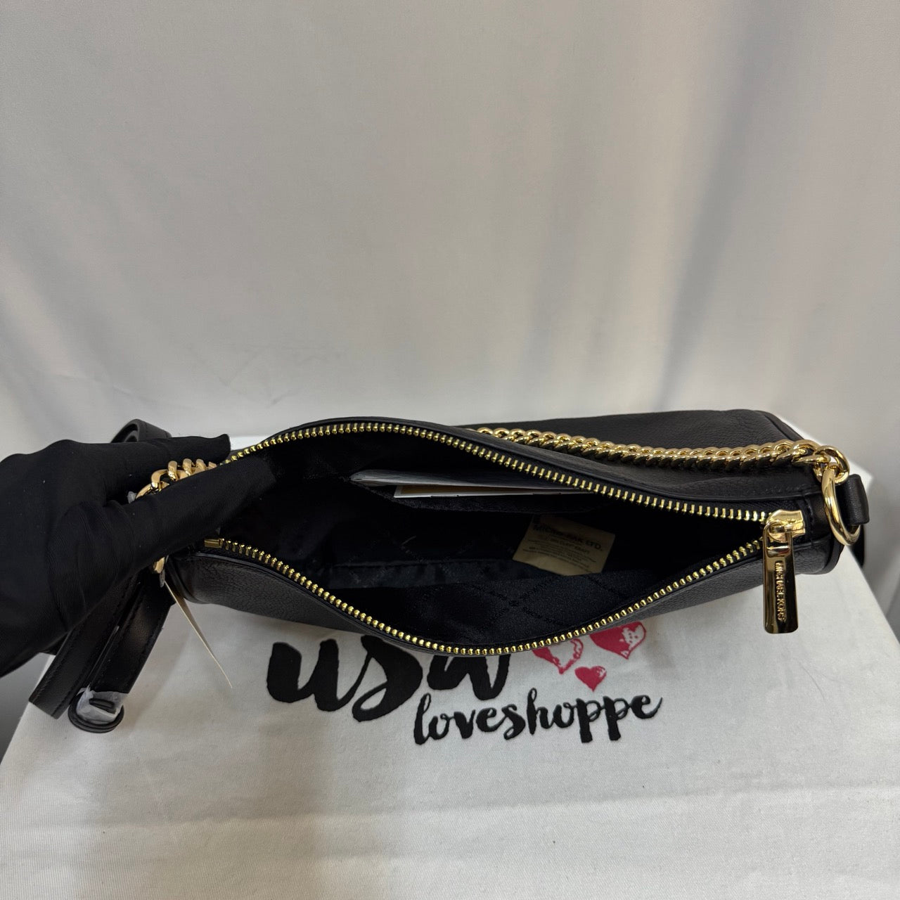 [AUCTION][READY STOCK MY] Michael Kors Carmela Medium Pouchette Crossbody in Black (35F4G1QC6L)