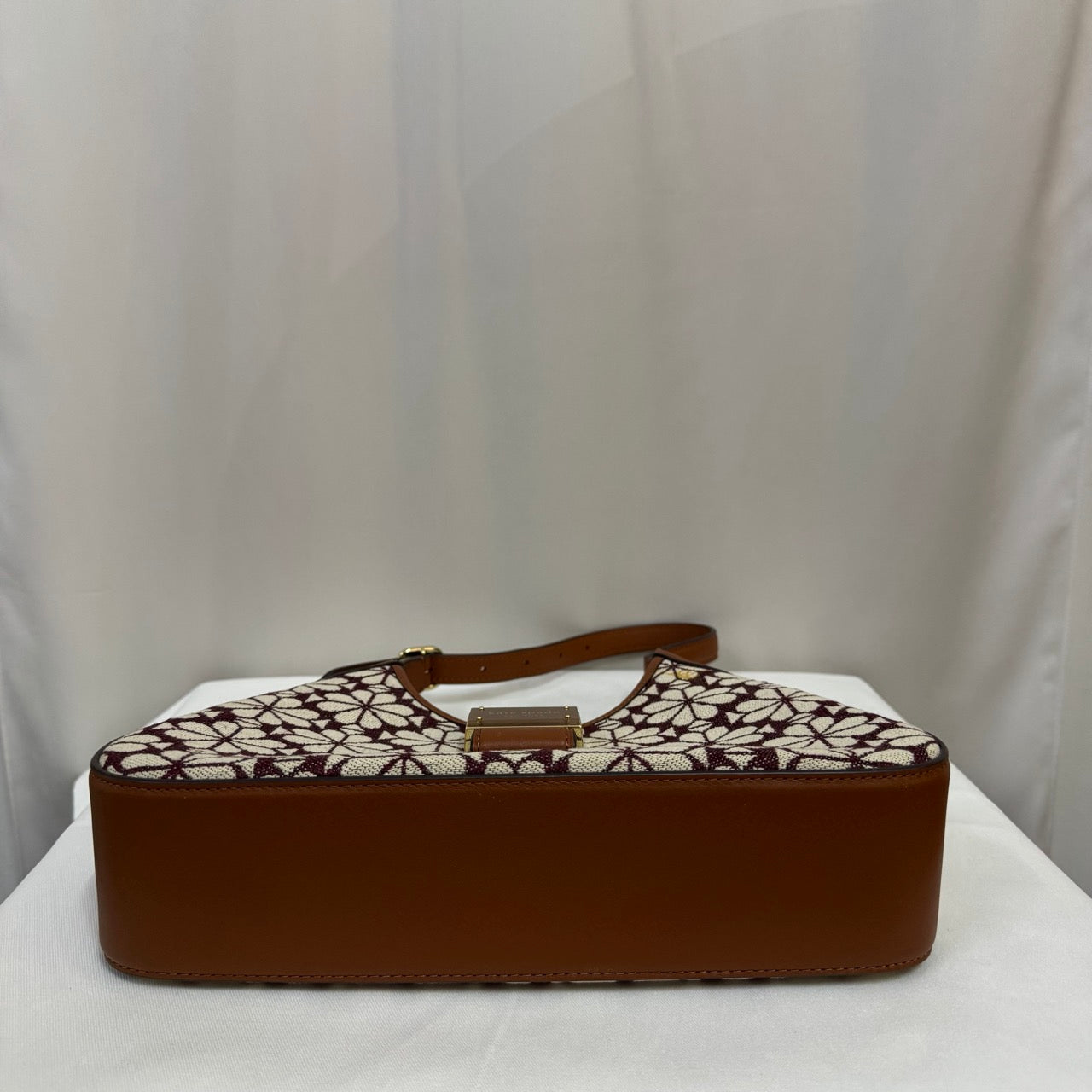 [AUCTION][READY STOCK MY] Kate Spade Spade Flower Jacquard Nouveau Small Shoulder Bag in Burgundy Multi (KI455)