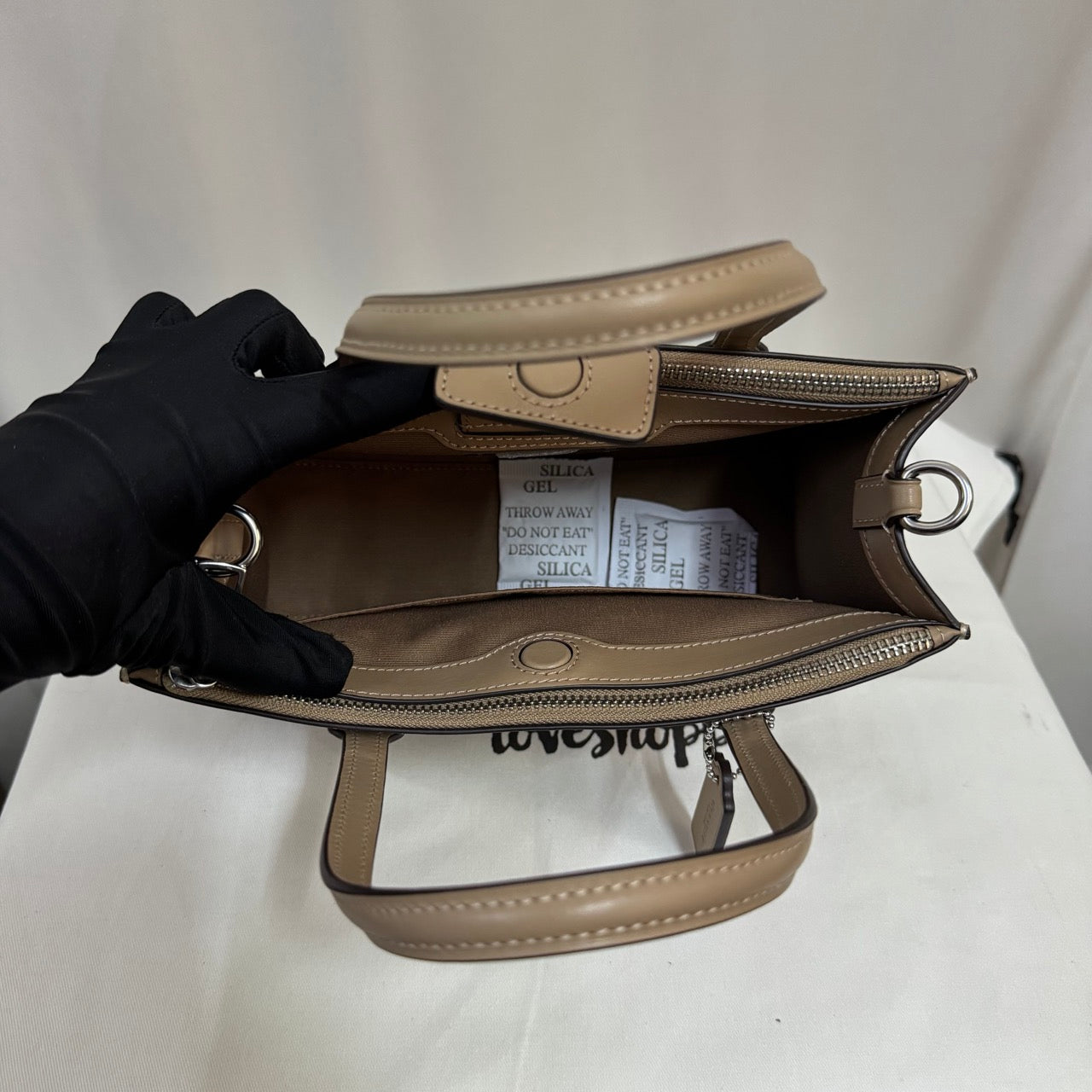 [AUCTION][READY STOCK MY] COACH Nina Small Tote Bag in Taupe (CR097)