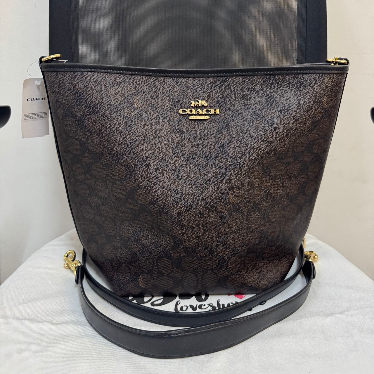 [AUCTION][READY STOCK MY] COACH City Large Bucket Bag In Signature Canvas in Walnut/Black (CT802)