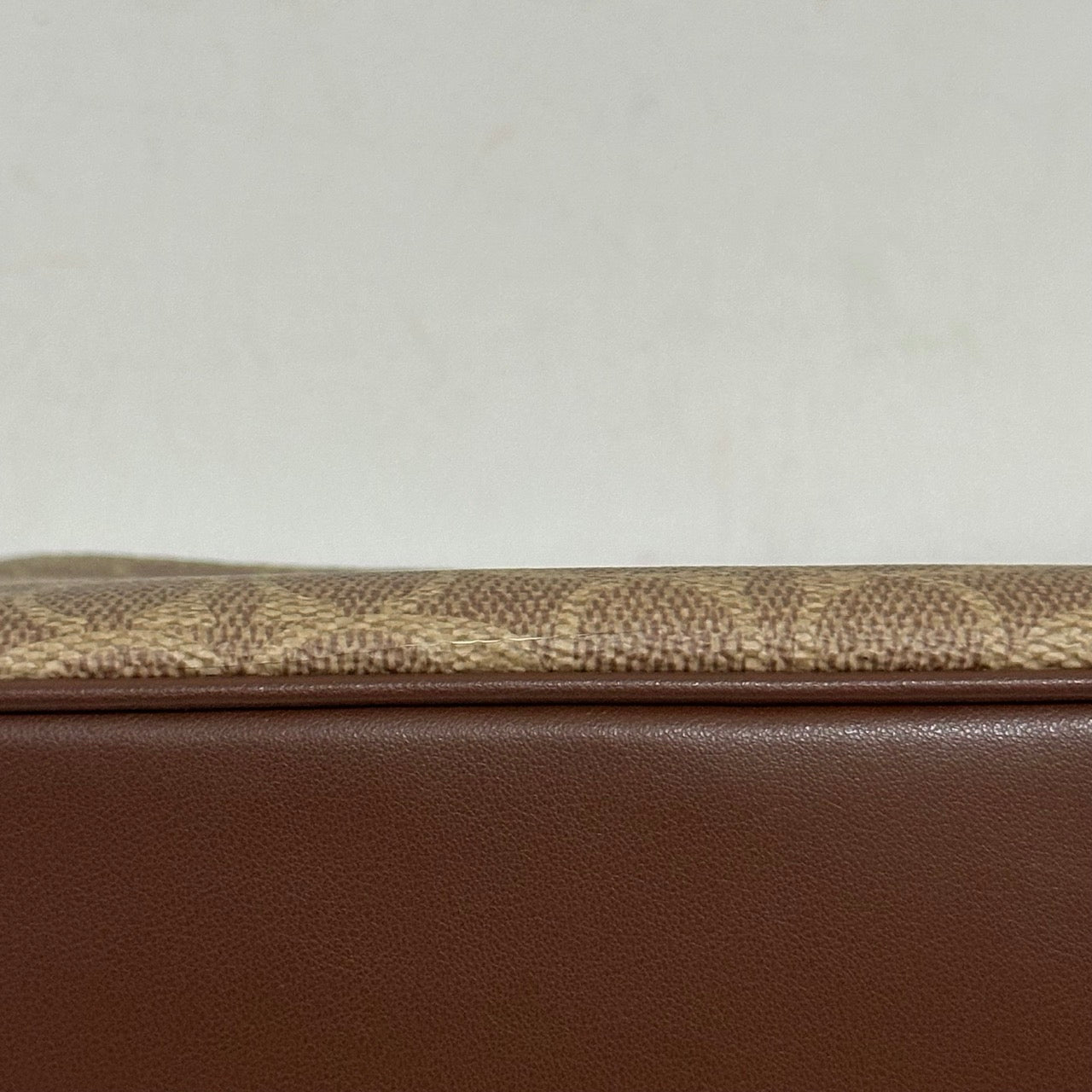 [AUCTION][READY STOCK MY] COACH Teri Shoulder Bag In Signature Canvas In Tan/Brown (CV933)
