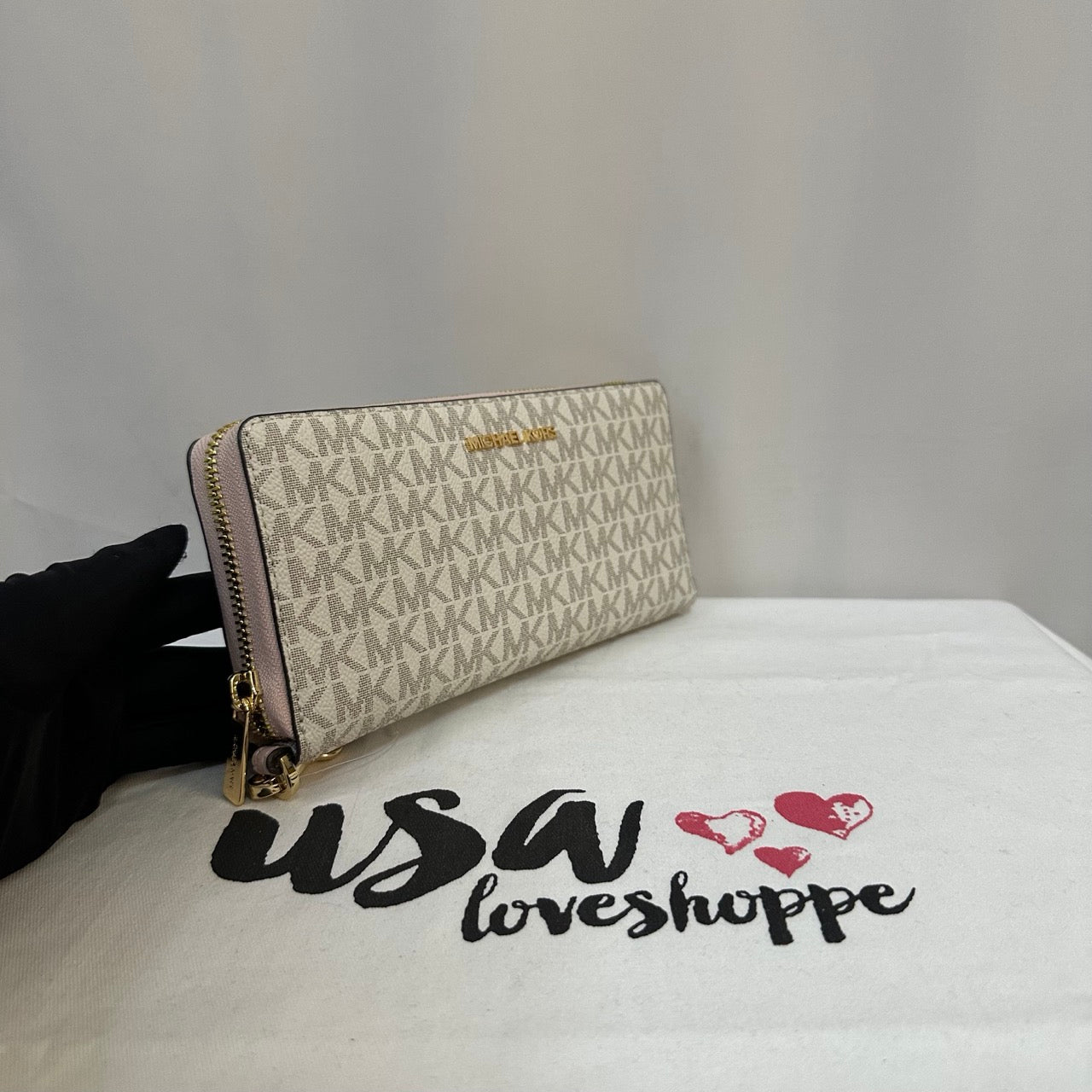 [AUCTION][READY STOCK MY] Michael Kors Jet Set Travel Large Three Quarter Zip in Signature Powder Blush