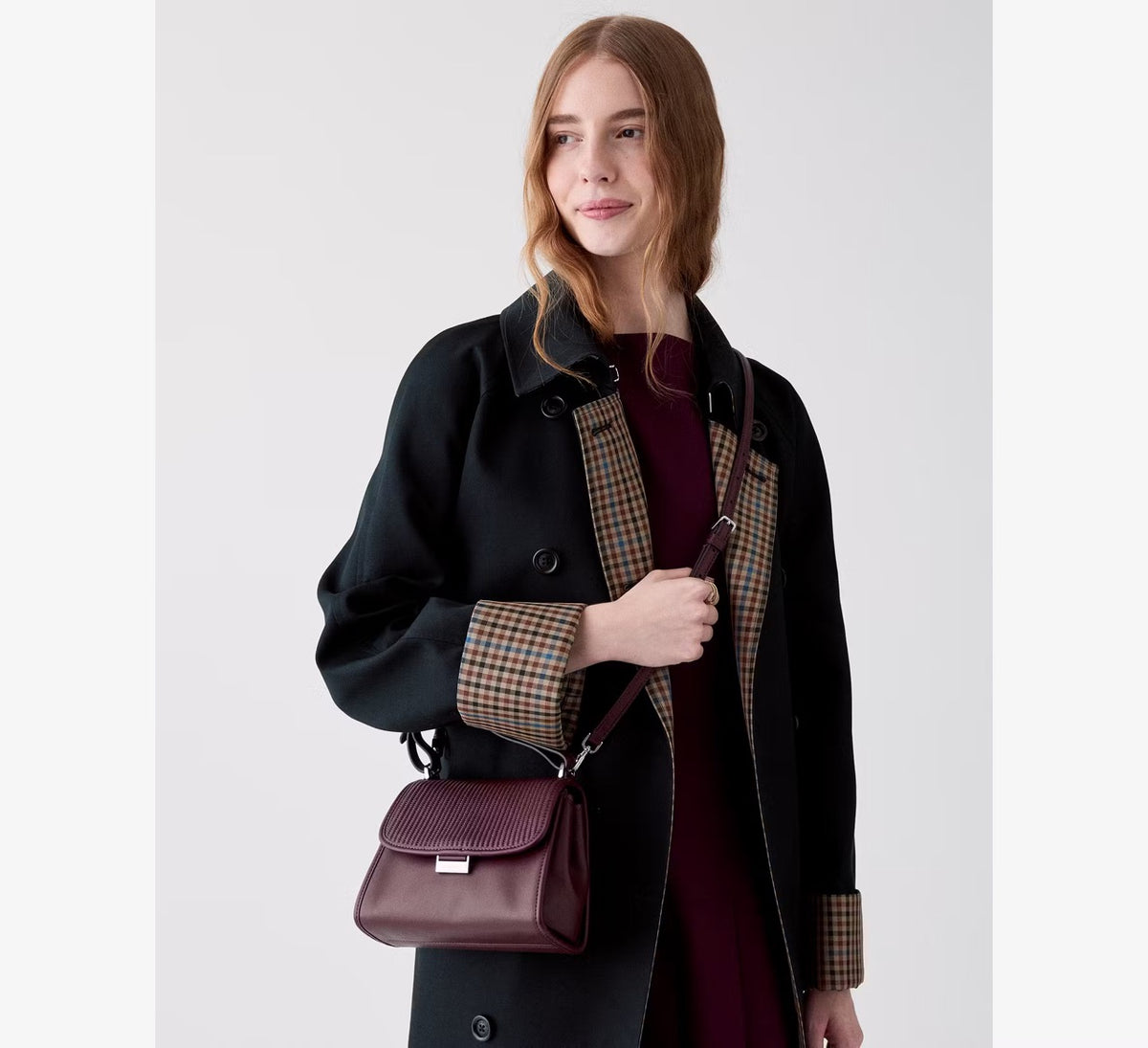 [WEB EXCLUSIVE][INCOMING ETA 30 DAYS] Kate Spade Riley Quilted Small Top Handle Bag in Grenache (KP229)