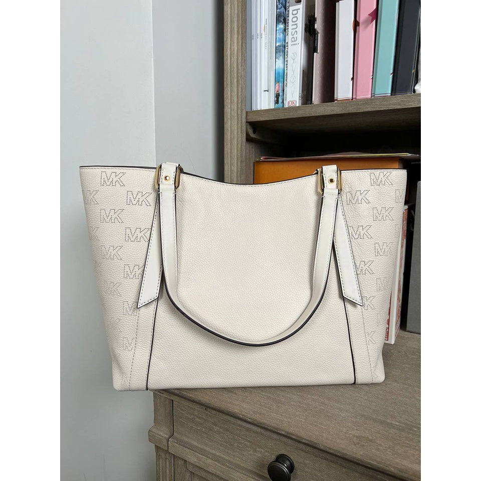 Light grey discount michael kors bag