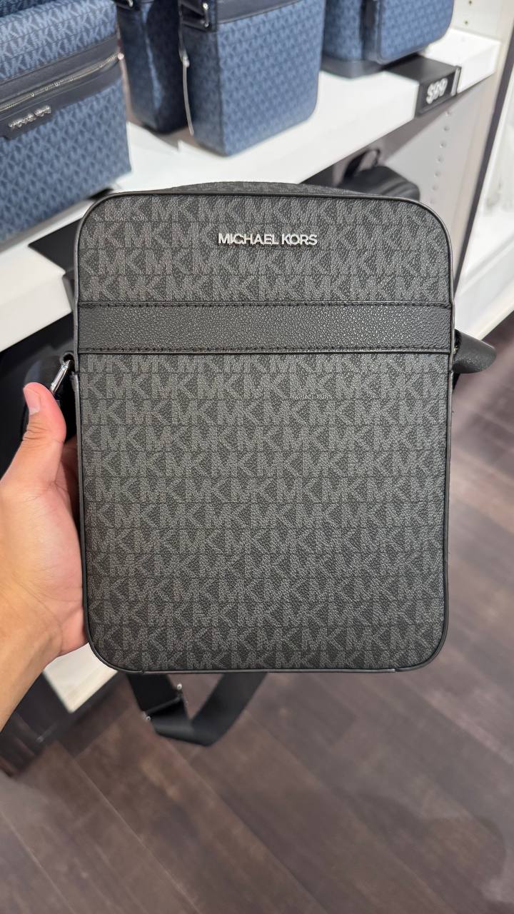 [INCOMING ETA 30 DAYS] Michael Kors Men Cooper Signature Logo Flight Bag in Black (37F2LCOL6J)