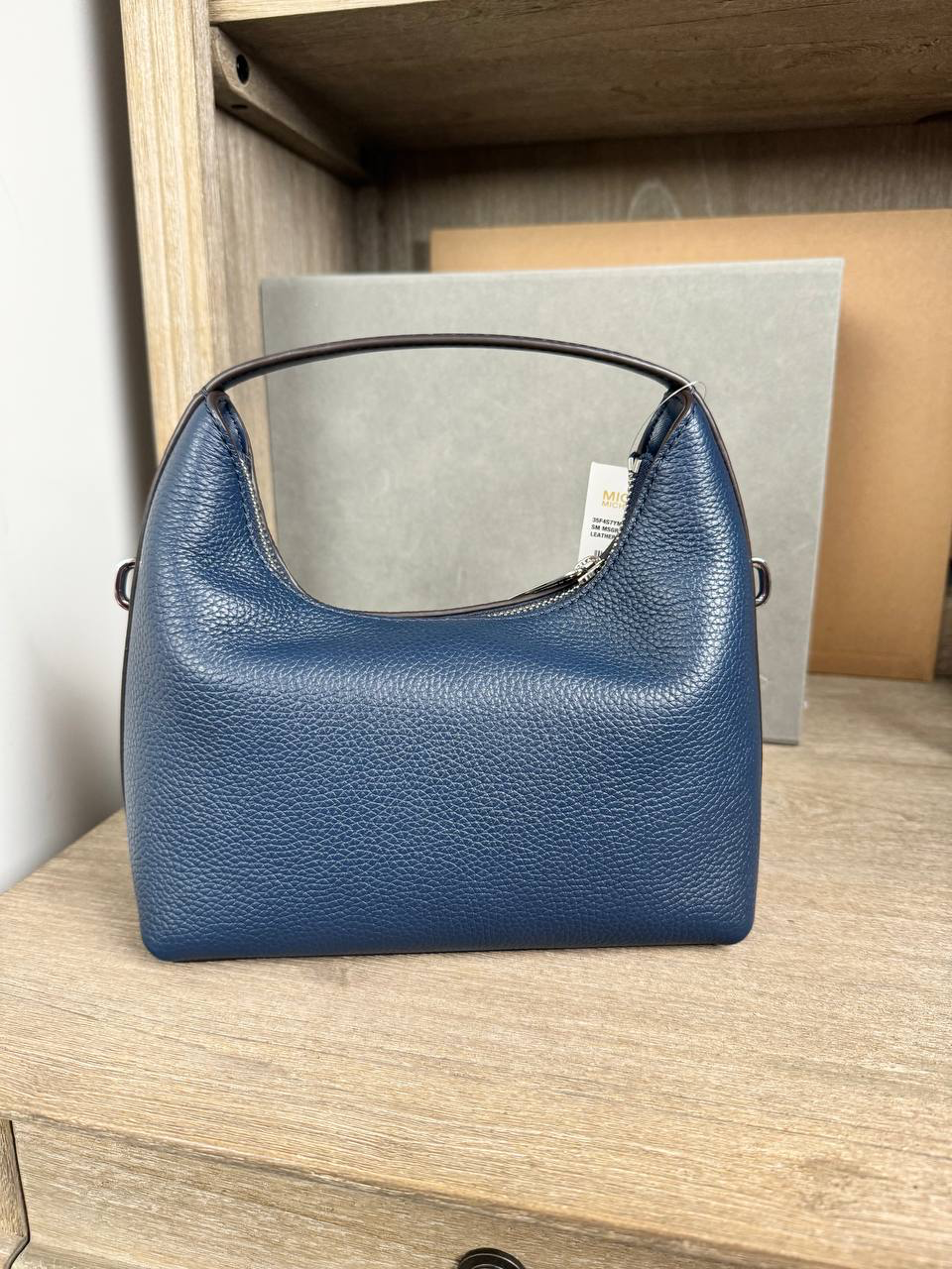 [INCOMING STOCK ETA END OCT 2024] Michael Kors Ember Small Messenger in Navy (35F4S7YM1L)