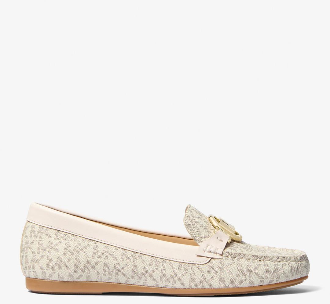 [INCOMING ETA 30 DAYS] Michael Kors Fulton Logo Driver in Signature Vanilla (49F4FUFR1B)