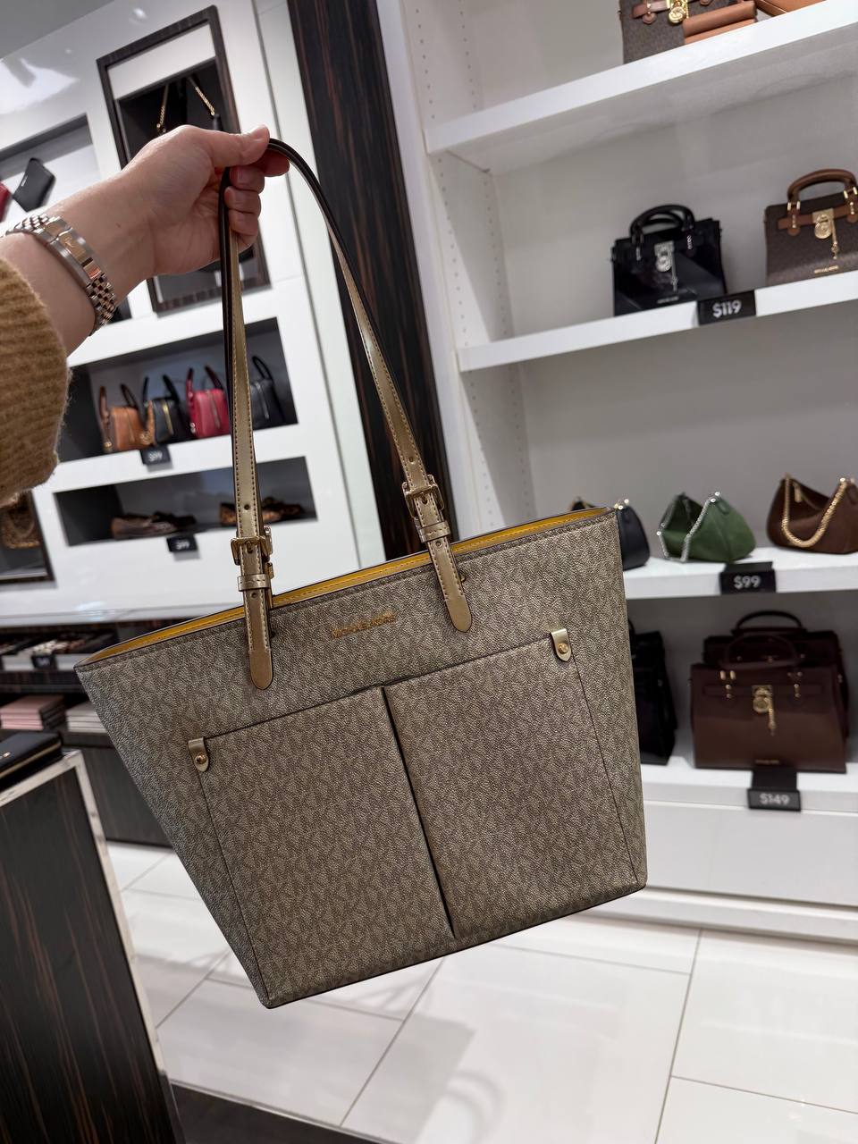 [WEB EXCLUSIVE][INCOMING ETA 30 DAYS] Michael Kors Jet Set Medium Double Pocket Tote in Brown Gold (35S6GTVT8B)