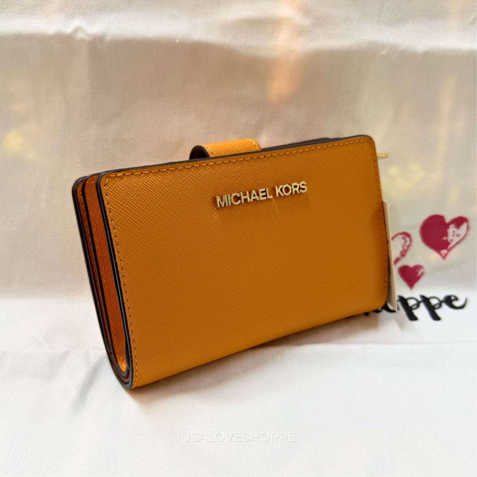 [WEB EXCLUSIVE][READY STOCK MY] Michael Kors Jet Set Travel Medium Bifold Zip Coin Wallet in Rad Orange (35F7GTVF2L)