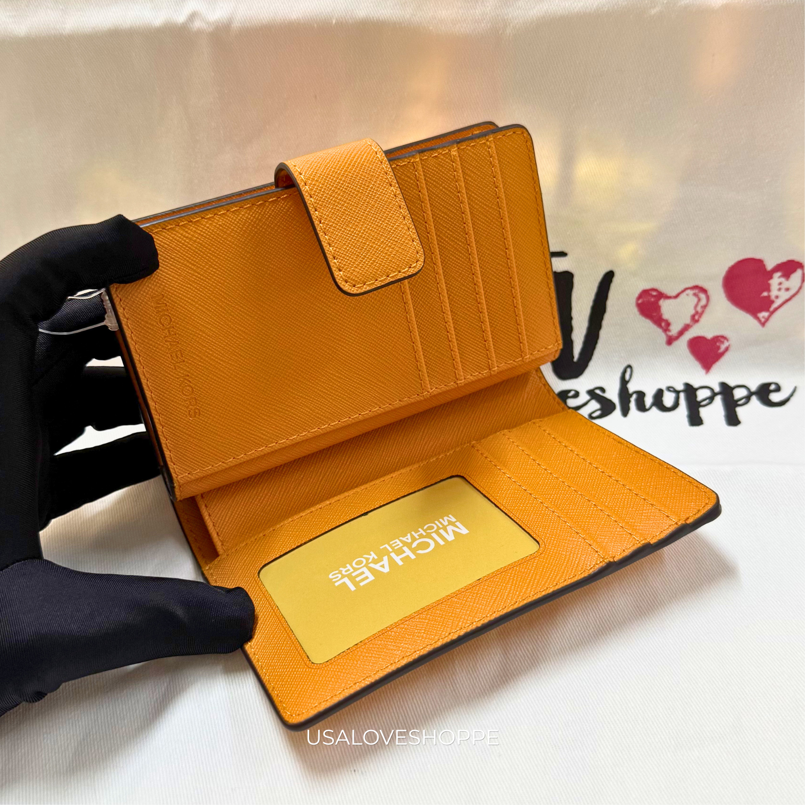 [WEB EXCLUSIVE][READY STOCK MY] Michael Kors Jet Set Travel Medium Bifold Zip Coin Wallet in Rad Orange (35F7GTVF2L)