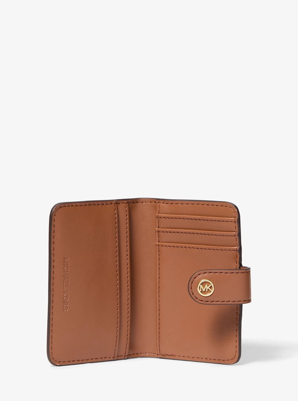 [WEB EXCLUSIVE][INCOMING ETA 30 DAYS] Michael Kors Jet Set Travel Small Signature Logo Billfold Wallet in Signature Brown (35F6GTVF1Y)